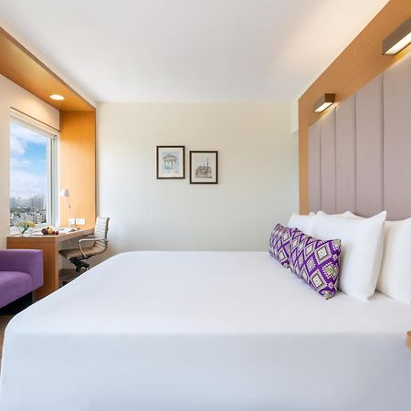 Vivanta Ahmedabad Sg Highway Zewnętrze zdjęcie
