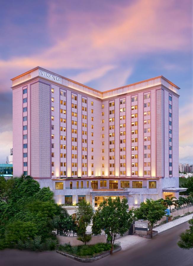 Vivanta Ahmedabad Sg Highway Zewnętrze zdjęcie