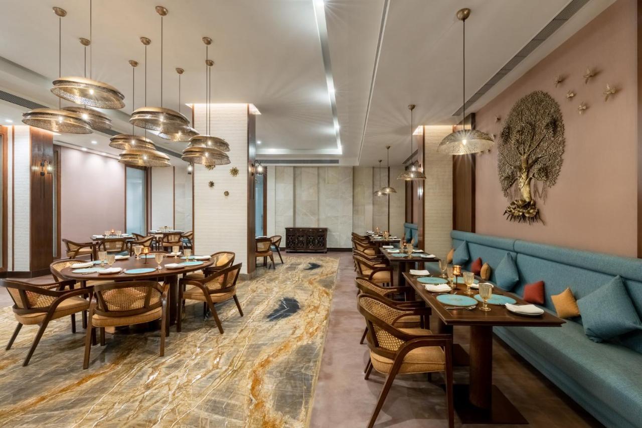 Vivanta Ahmedabad Sg Highway Zewnętrze zdjęcie