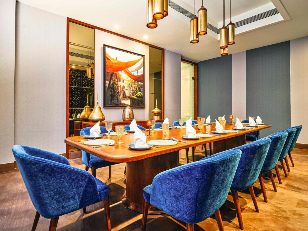 Vivanta Ahmedabad Sg Highway Zewnętrze zdjęcie