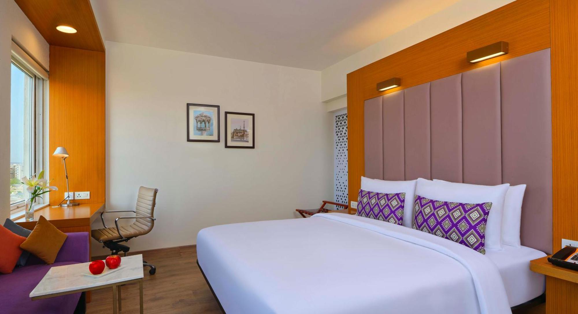 Vivanta Ahmedabad Sg Highway Zewnętrze zdjęcie