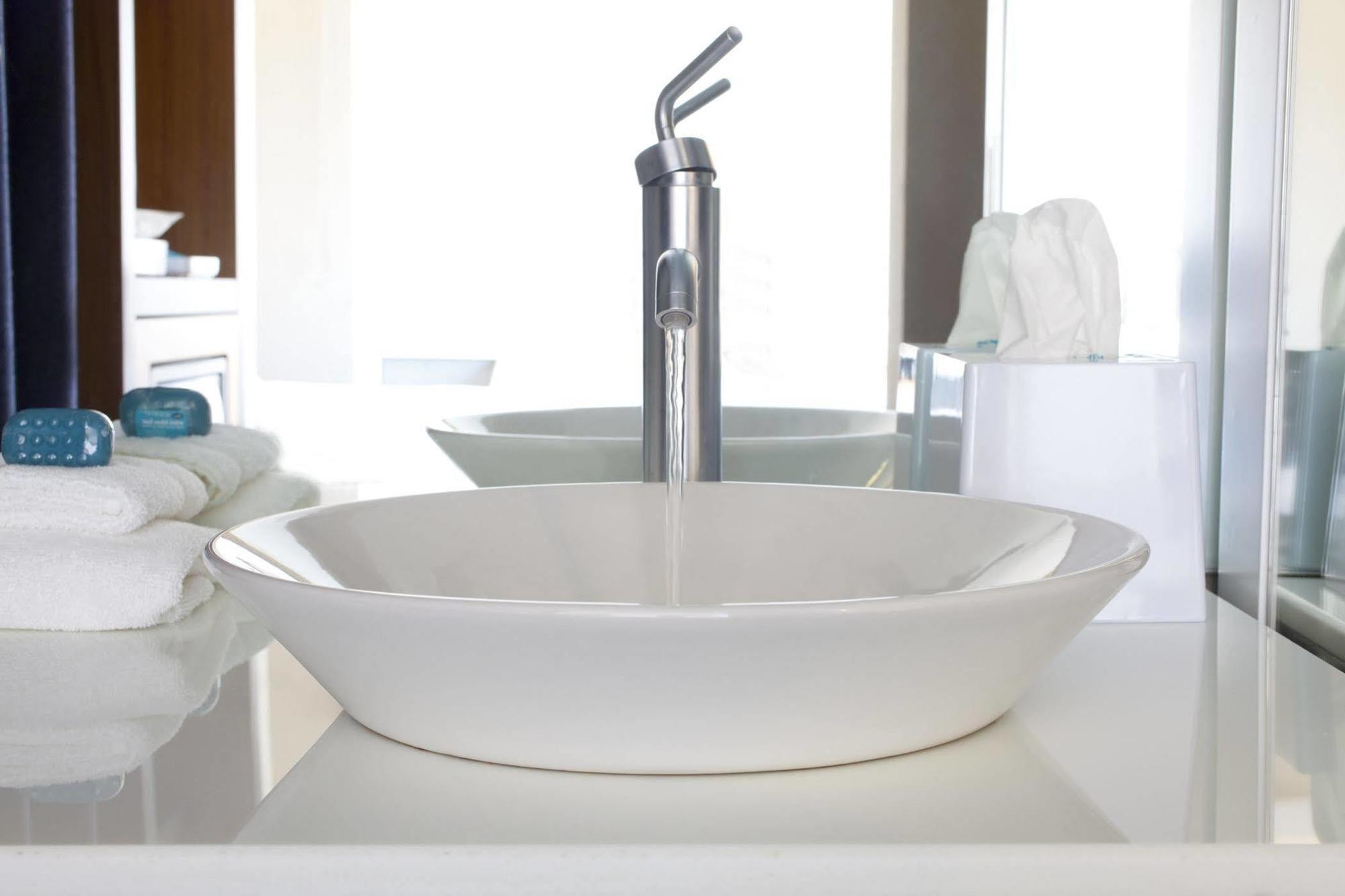 Vivanta Ahmedabad Sg Highway Zewnętrze zdjęcie